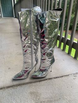 Silver Knee high boots size 7 1/2 4in heel