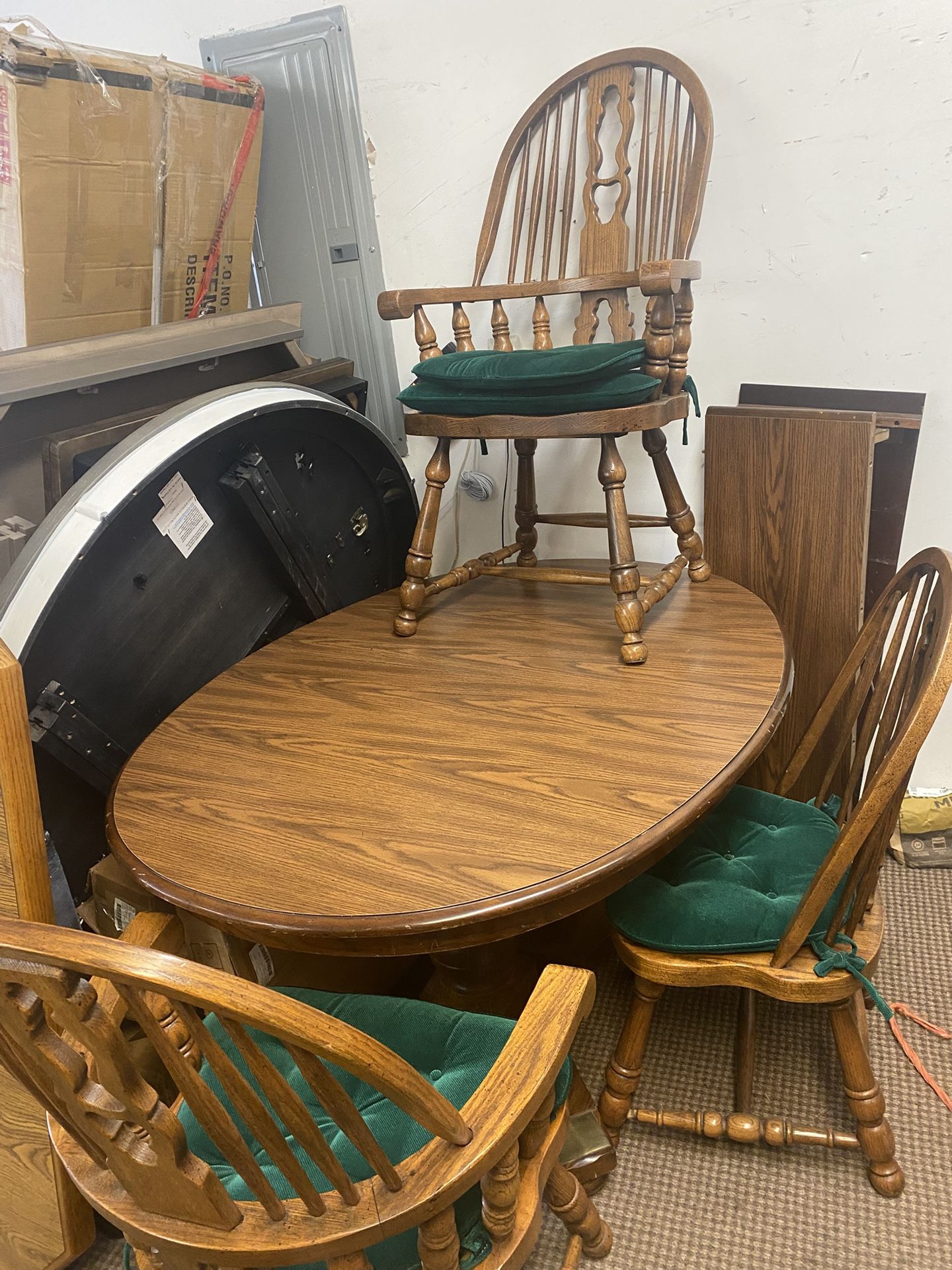 NICE TABLE AND 3 OAK CHAIRS WITH LEAF