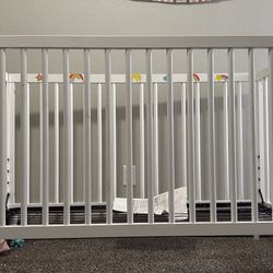Gerber White Crib 