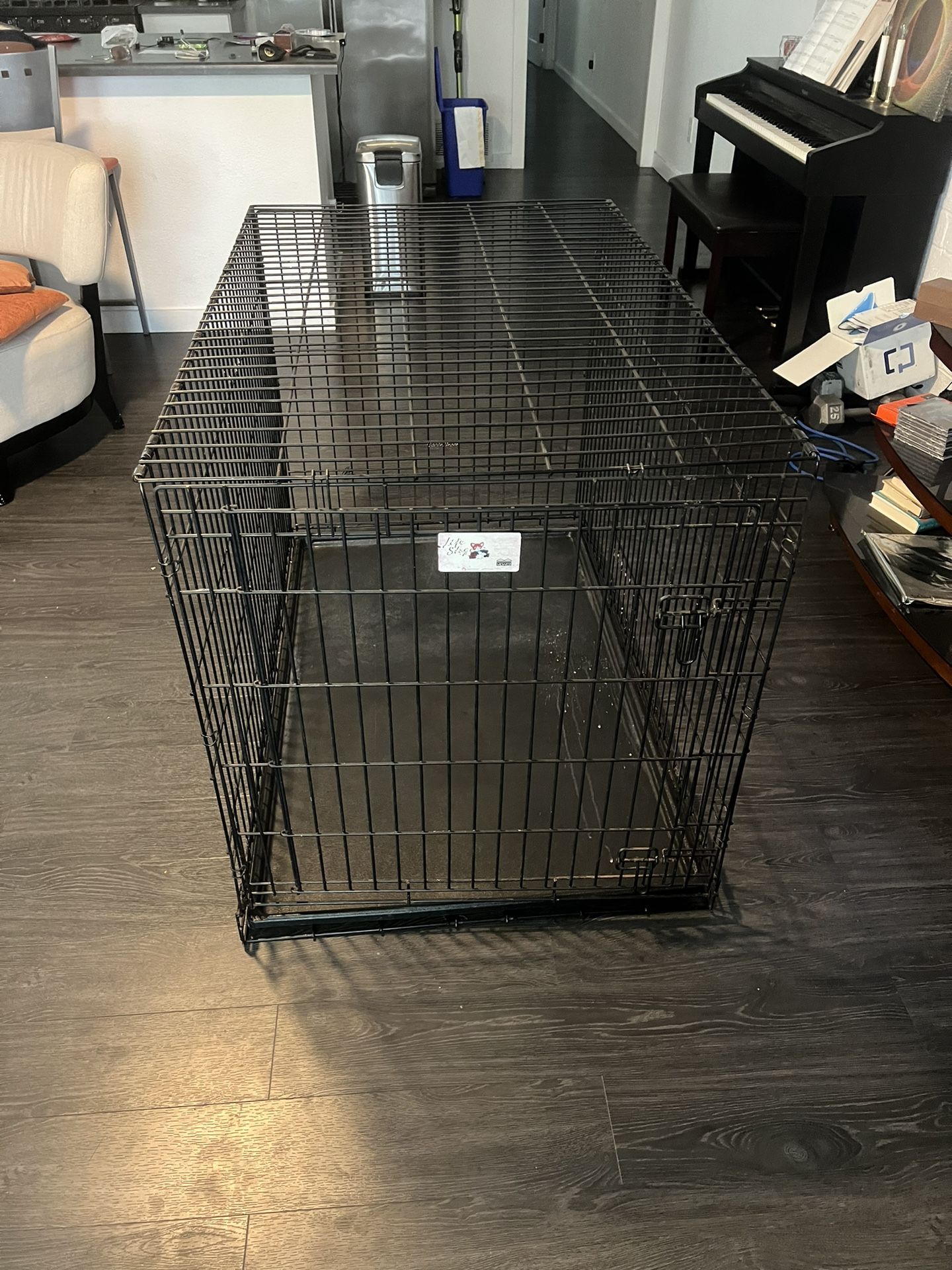 Large dog kennel / Crate
