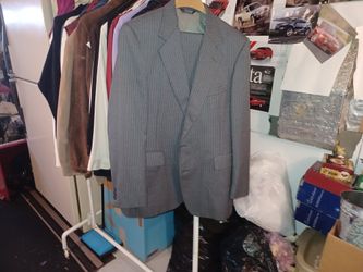 Men's Suit