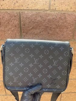 Louis Vuitton District PM Messenger Bag