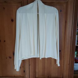 Beautiful cardigan soft white size large