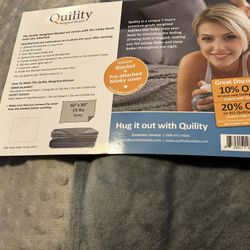 60x80 (Almost new) Weighted Blanket 
