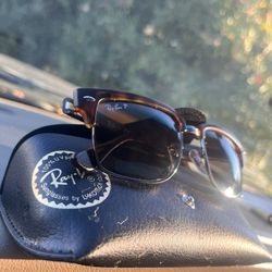 RAY-BANS.   Sunglasses 