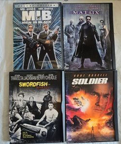Dvds 5 movies like new absolutely no scratches