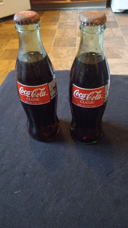 Collectible Vintage 8 Oz Full Coca-Cola Bottle 1996