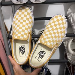 Checkered Yellow Slip On Vans 7.5 Womens