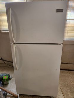 Frigidaire Refrigerator