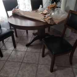 Dinning Table  and 4 Chairs 