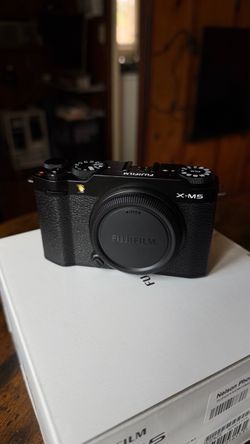 Fuji Xm5 New never used