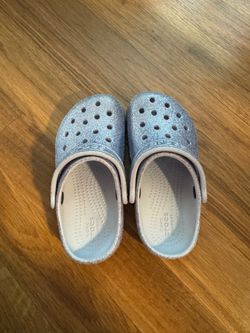 Crocs 10C