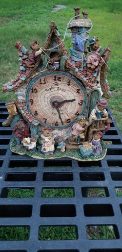 Boyds Bears Clock Danbury Mint