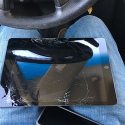 iPad 9th Generation 64 Go .For Sale .unlock 