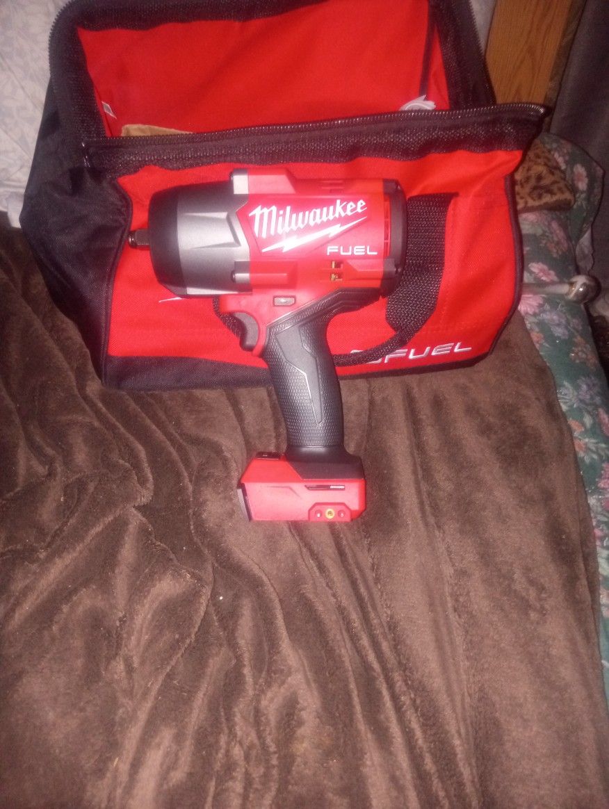 M18 Milwaukee Impact Wrench