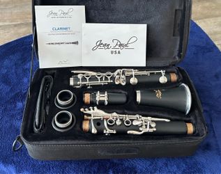 Jean Paul clarinet with carry case in excellent condition. $80