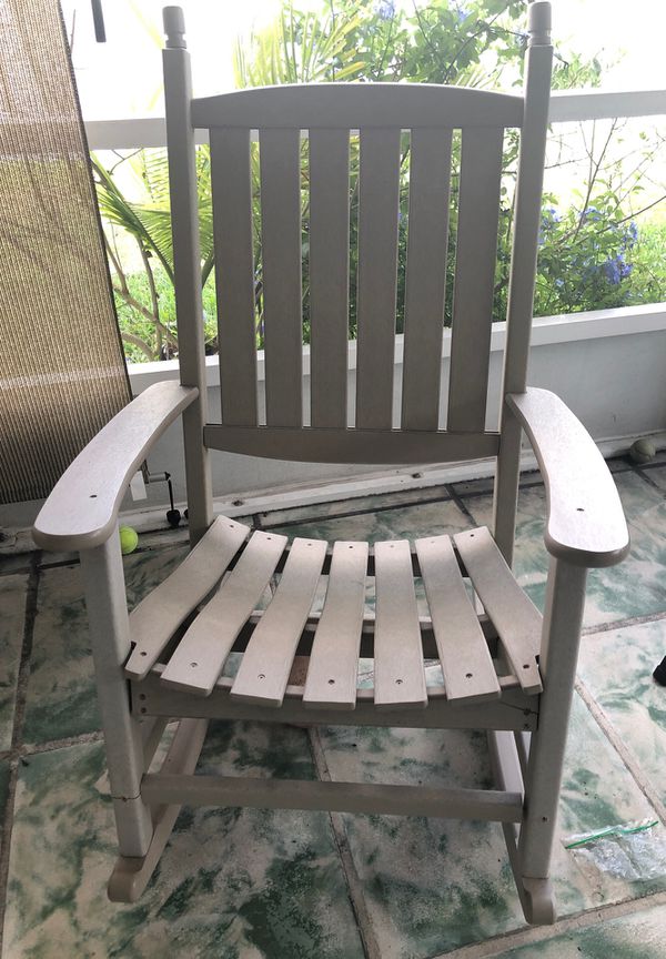 Resin outdoor rocking chair for Sale in Plantation, FL - OfferUp