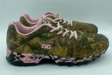 Realtree pink deals camo shoes