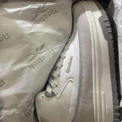 Woman’s Reebok Club C Geo Mid 