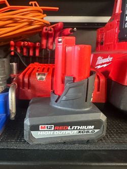 Milwaukee m12 battery