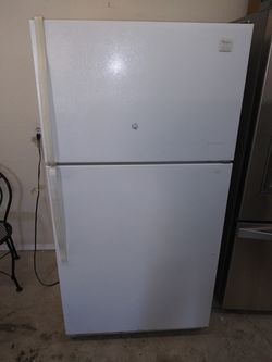 Whirlpool REFRIGERATOR