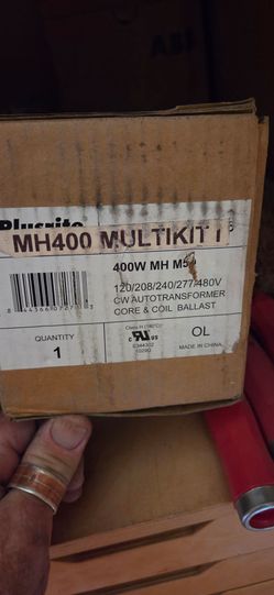 Metal halide ballasts
