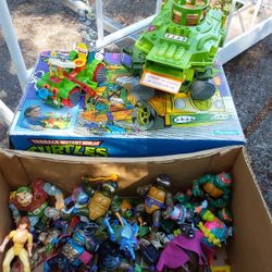 1990's Teenage Mutant Ninje Turtles Toys