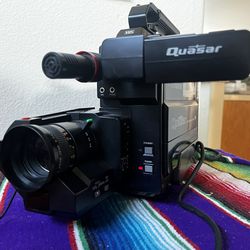 VHS Camcorder Quasar Tested Working 