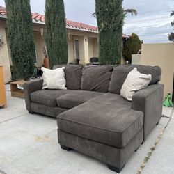 2PC Brown Sectional! 