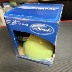 Kettle. Remedy Kitchenware. 1.5 Quart Enamel Steel Tea Kettle