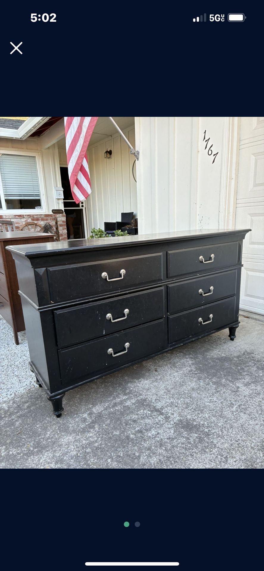 Dresser