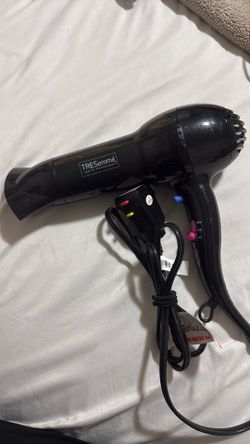 Tresemmé blow dryer