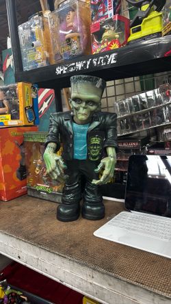 17” Mexico Custom VHTF Frankenstein Posesable Figure