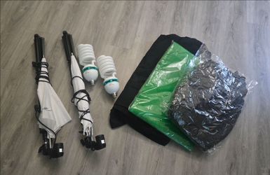 LS  Pro Photo Studio Kit