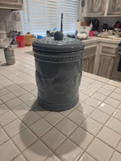 Cookie jar