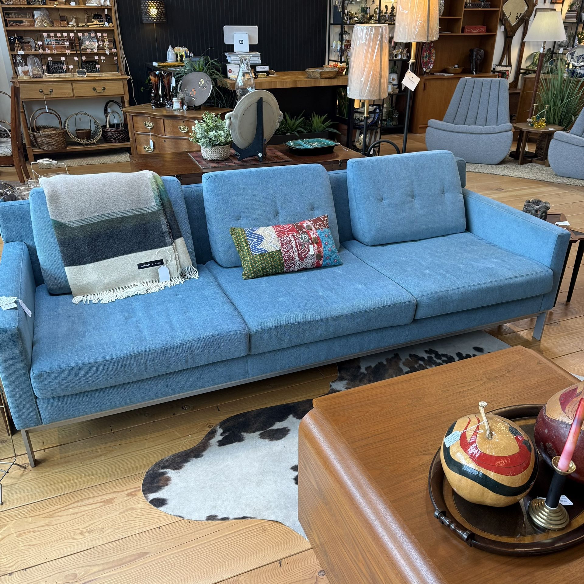 Contemporary, teal Coalesse 3-seat sofa for Steelcase