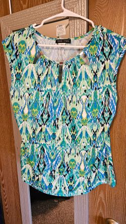 Sleeveless  blouse