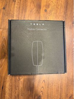Tesla Mobile Charger