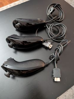 Official Nintendo Wii Nunchuks OEM – Set of 3