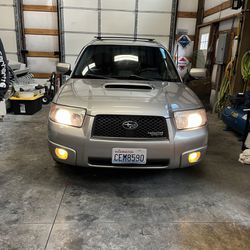 Subaru Forester OEM headlights