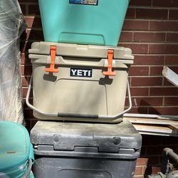 Coolers igloo brands and yetis