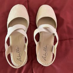 Women’s Wedge Sandal New
