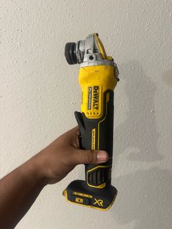 DEWALT 20V XR Brushless Angle Grinder