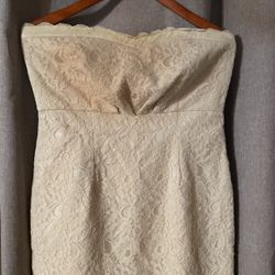 Lace dress