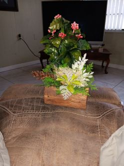 Decorative artificial plant
