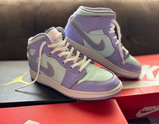 Limited Release Air Jordan 1 Mid ‘Purple Pulse’
