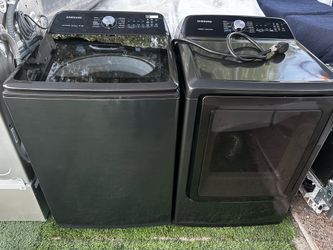 Samsung active water jet he top load washer and electric dryer! ( immaculate conditions)