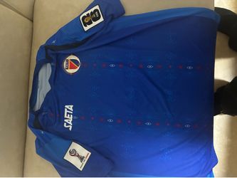 Haiti jersey sign