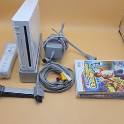 Gamecube Compatible Wii With 2Games