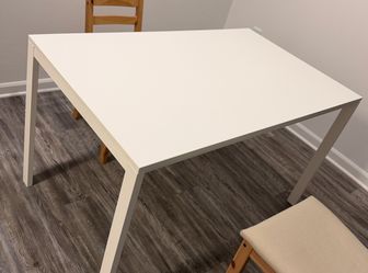 Ikea desk $80